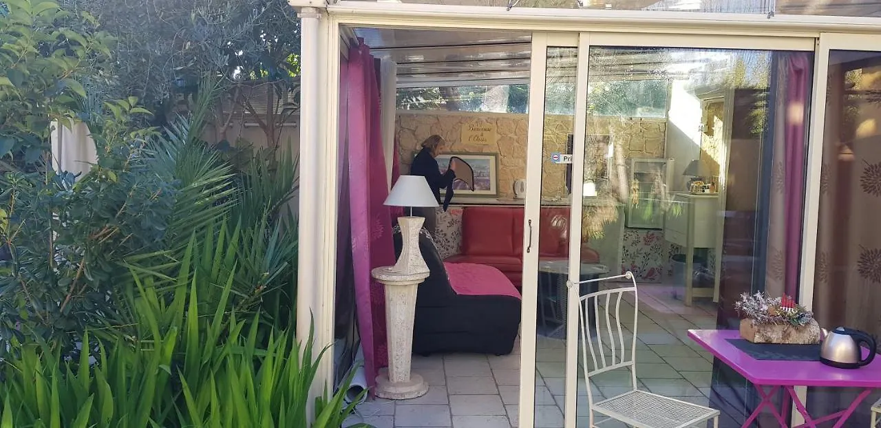 Le Soleil Bleu Bed and Breakfast Fréjus