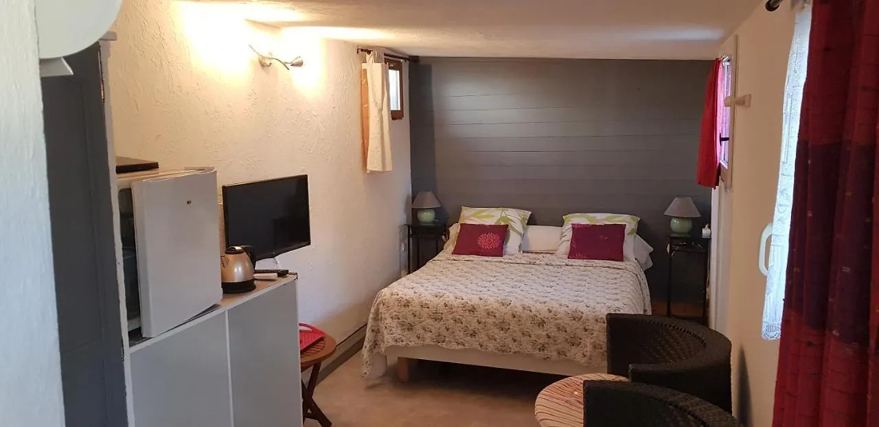 ***  Le Soleil Bleu Bed & Breakfast Frejus France