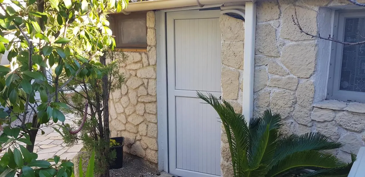 Le Soleil Bleu Bed & Breakfast Frejus