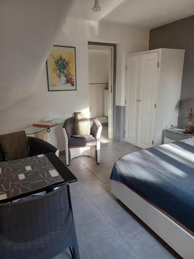 Le Soleil Bleu Bed & Breakfast Frejus